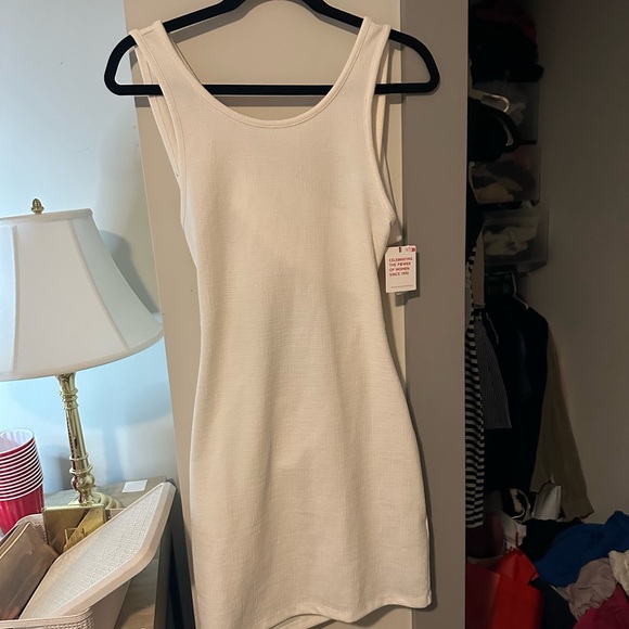 Roxy White Mini Dress - Picture 1 of 4